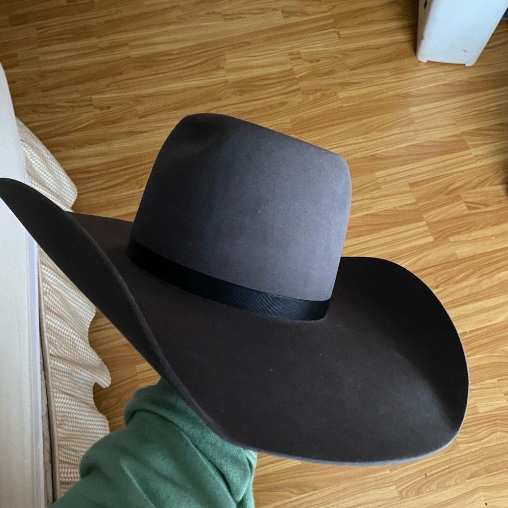 Rodeo king cowboy hat the cow lot